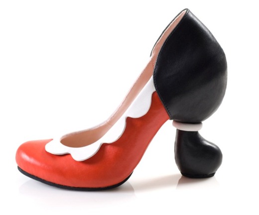 鞋子設(shè)計(jì)師瘋狂搞怪創(chuàng)意 稀奇古怪鞋款大盤點(diǎn)